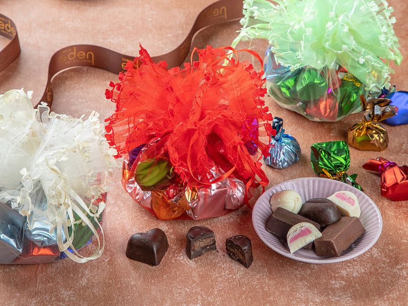 Chocolate Pouch