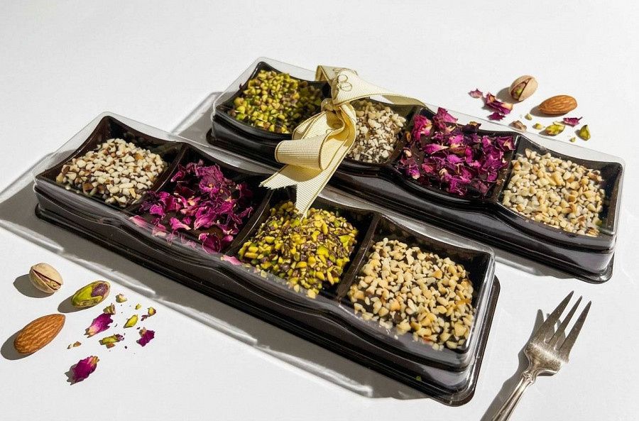 Assorted Chocolate Brittle 4 Pcs