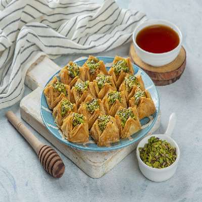 Pista Pyramid Baklava 500Gm