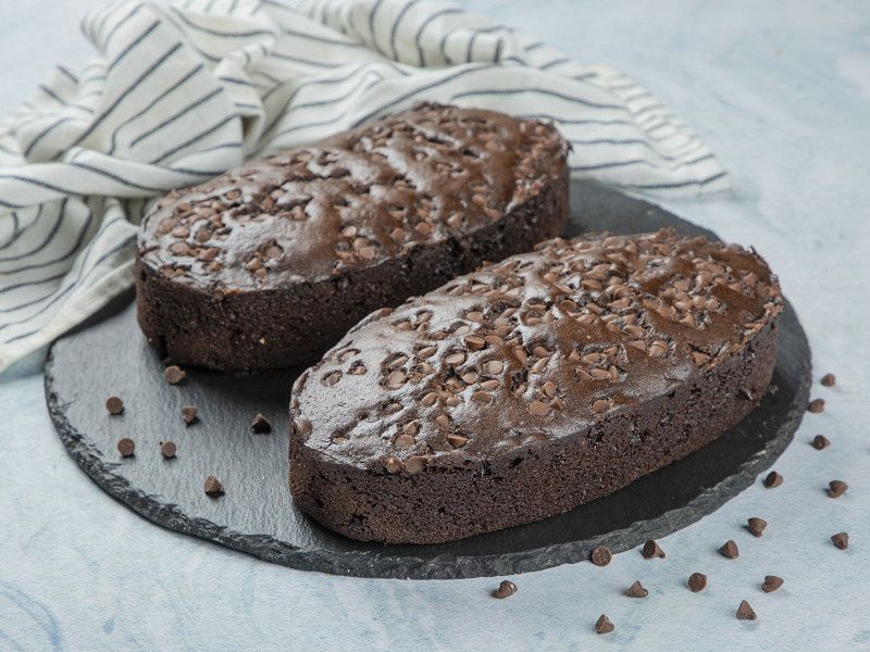 Choco Chips Tea-Time Cake 300 Gm