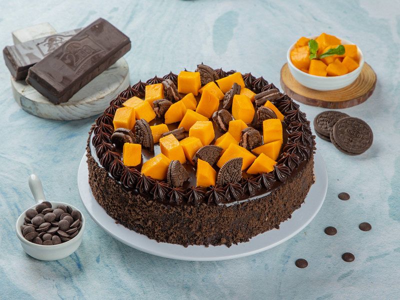 Mango Chocolate Cake