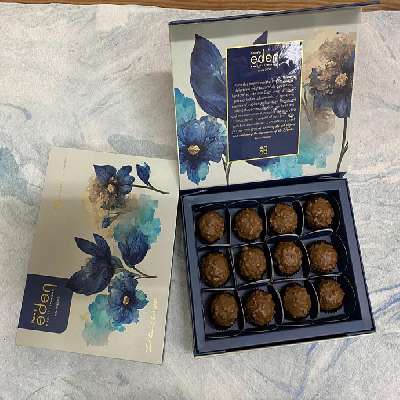 Rocher Hazelnut Chocolate 12 Pcs 10111