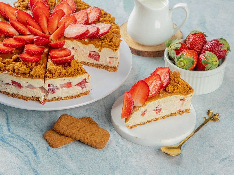 Biscoff Strawberry Cheesecake Pastry