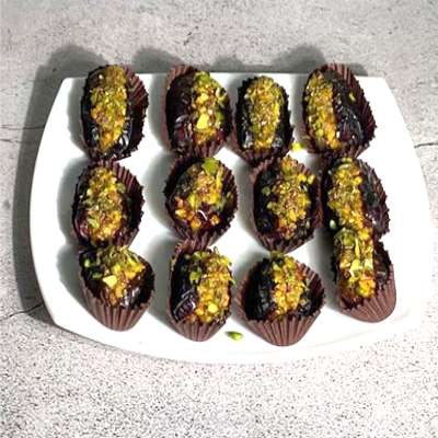 Stuffed Pistachio Kalmi Dates