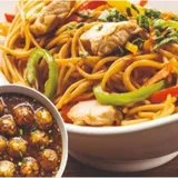 Chicken Hakka Noodles With Veg Manchurian Gravy