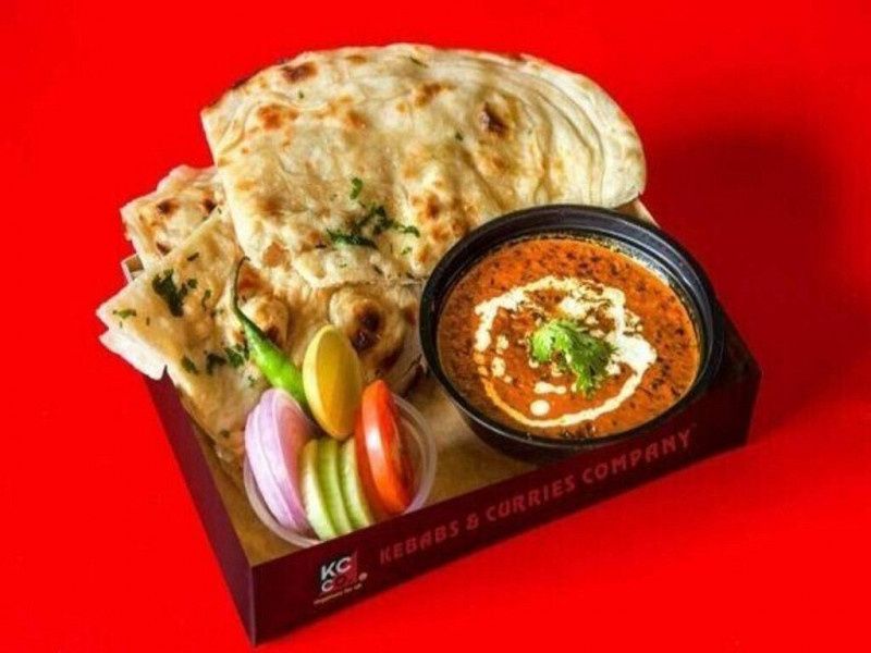 Dal Makhani With 2 Lachha Paratha
