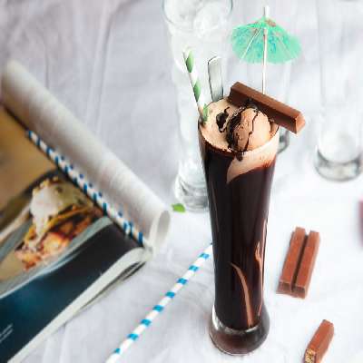 Kit Kat Shake