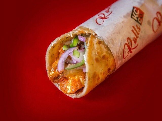 Paneer Makhani Roll