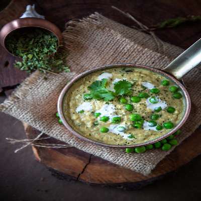 Methi Malai Mattar