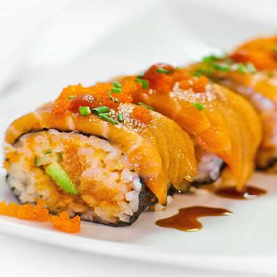 Spicy Salmon Sushi