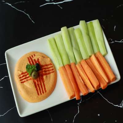 Red Pepper Hummus With Carrot Sticks & Cucumber