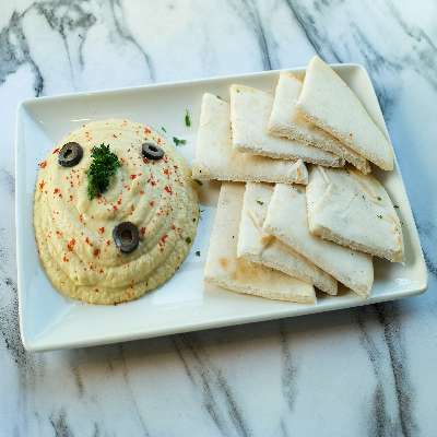 Hummus With Whole Wheat Pita