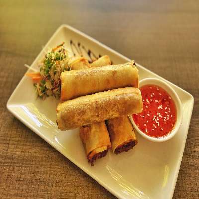 Poh Pia Tod Spring Roll