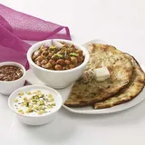 Amritsari Kulcha With Cholle