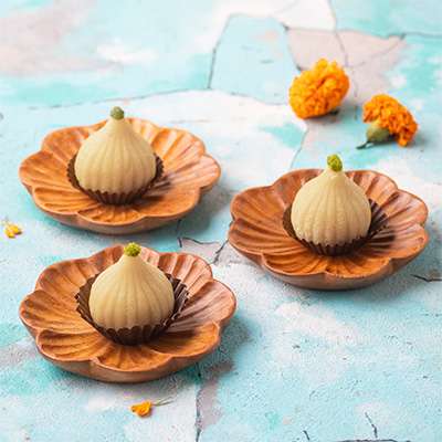 Kaju Modak