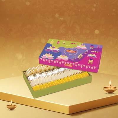 Assorted Golden Super Kaju Box