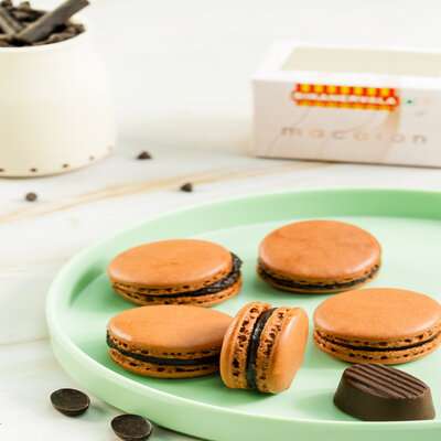 Belgium Chocolate Macaron