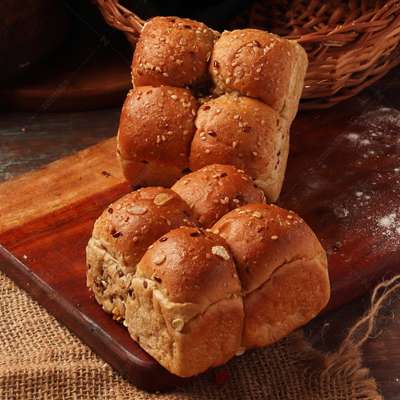 Whole Wheat Pav 6Pcs 300G
