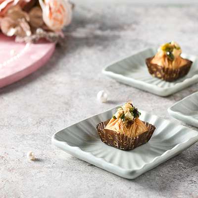 Baklava Kaju Pista Pyramid
