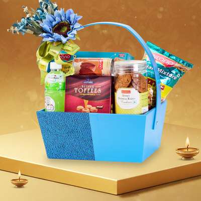 Festive Snack & Drink Hamper