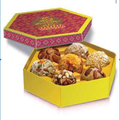 CORP BOX SHAHI LADDU 7 PCS