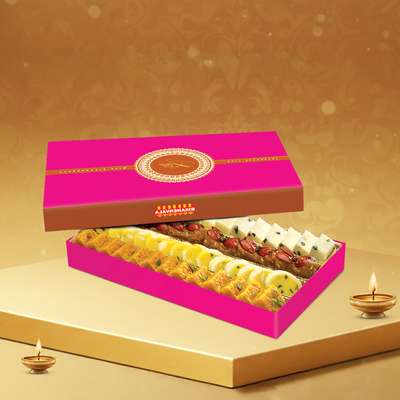 Assorted Golden Sweet Box