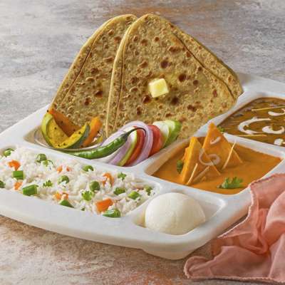 Special Thali With Tawa Parantha