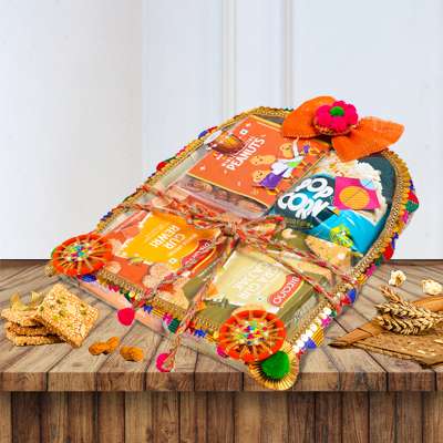 Chhaj Small Lohri Gift Hamper