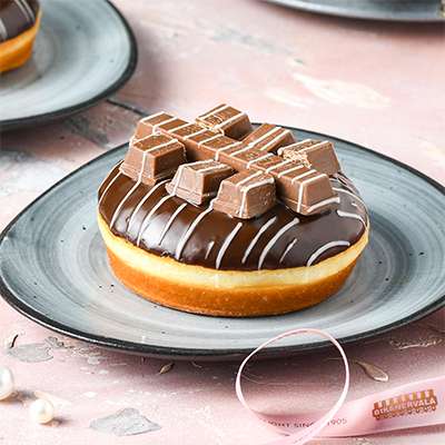 Kitkat Doughnut