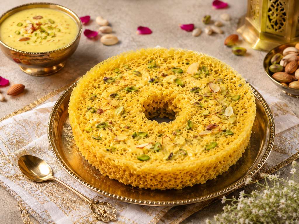 Ghewar Kesar Rabri Big