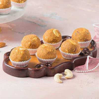 Besan Laddu Special
