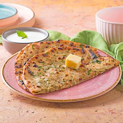 Al00 Paratha with Curd