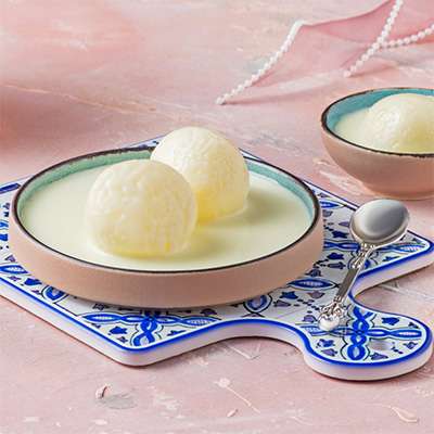 Malai Rasgulla (1 Pcs)