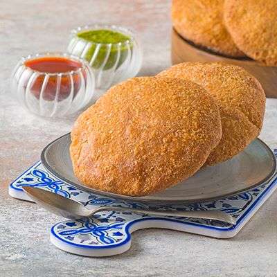 Pyaz Kachori Plate - Two Pcs