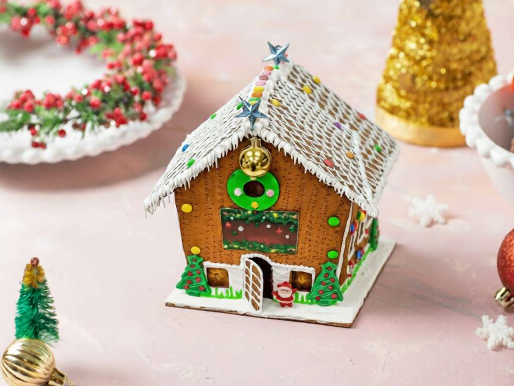 Christmas Gingerbread House Box
