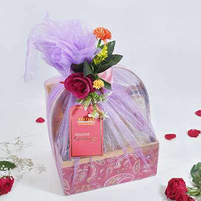 Treatnest Hamper