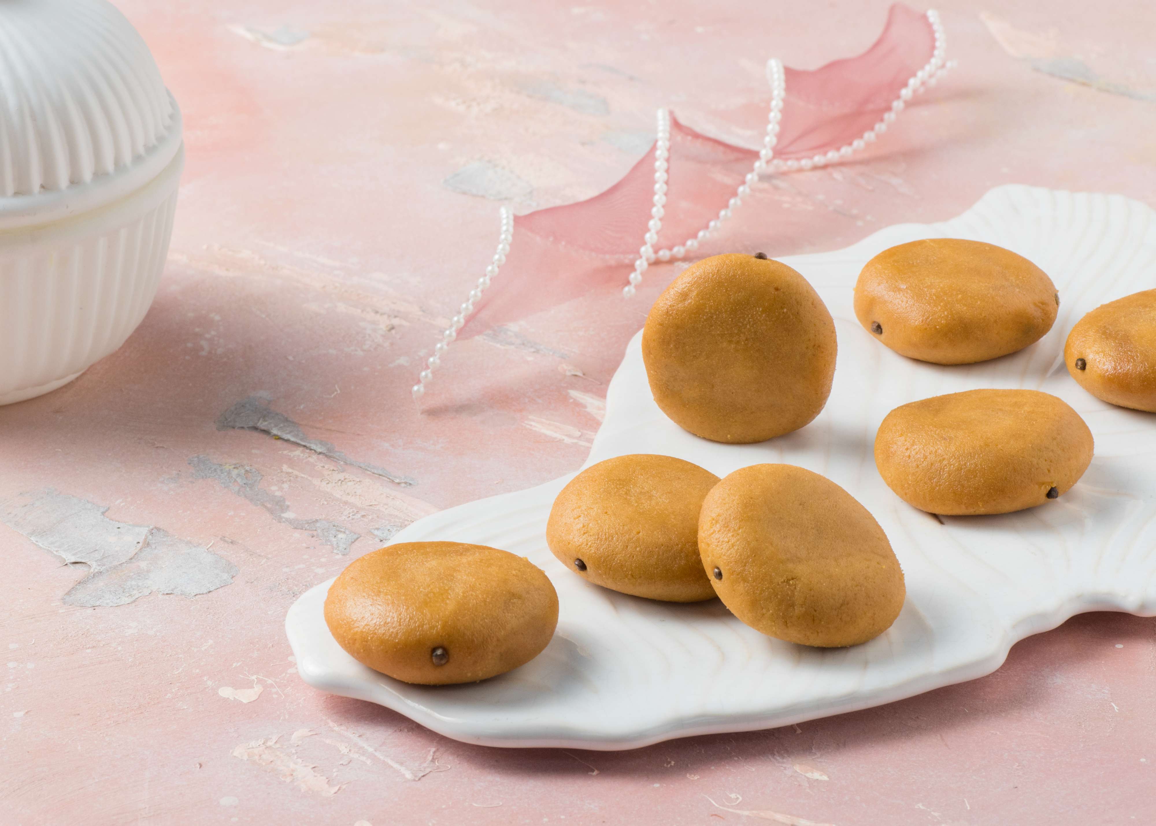 Lal Peda