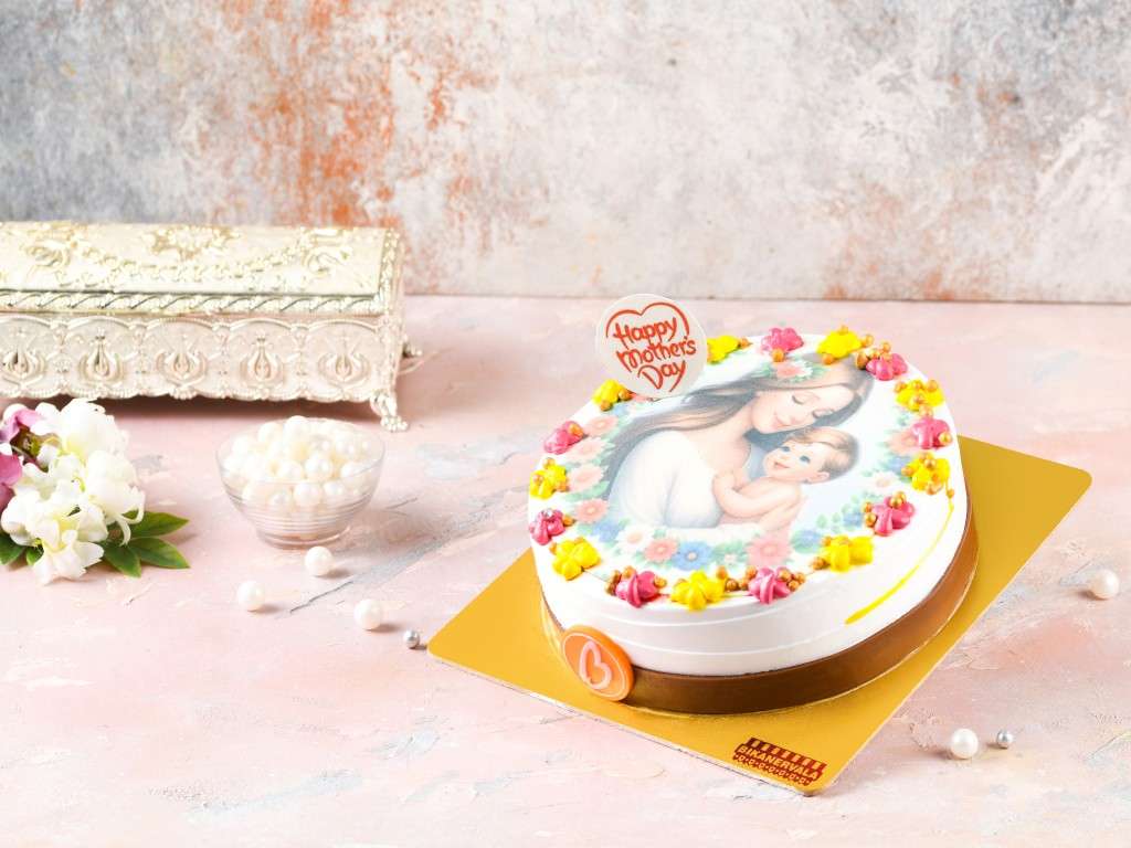 White Forest Mother's Day Cake (500g)