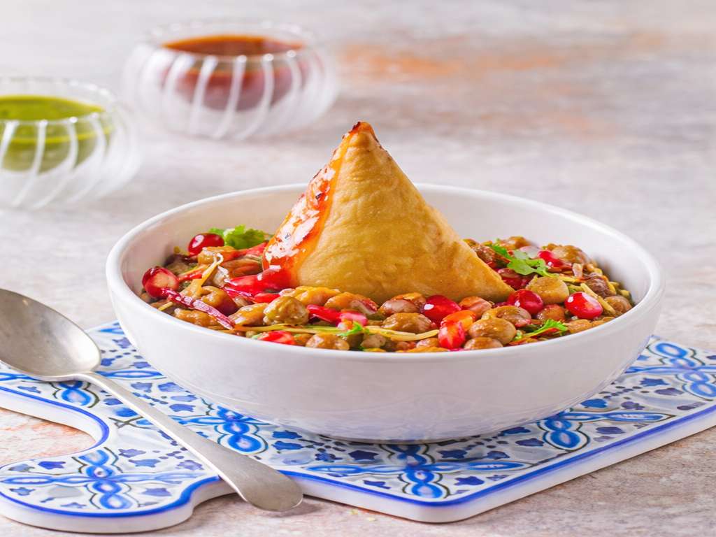 Samosa Chaat