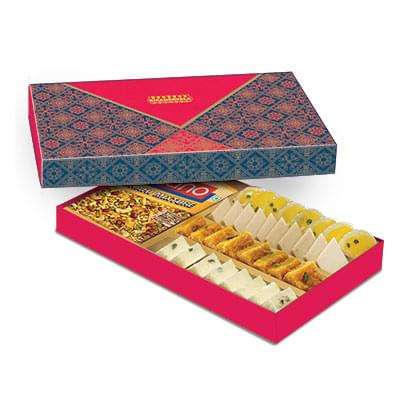 Golden Meetha Namkeen Assorted Box