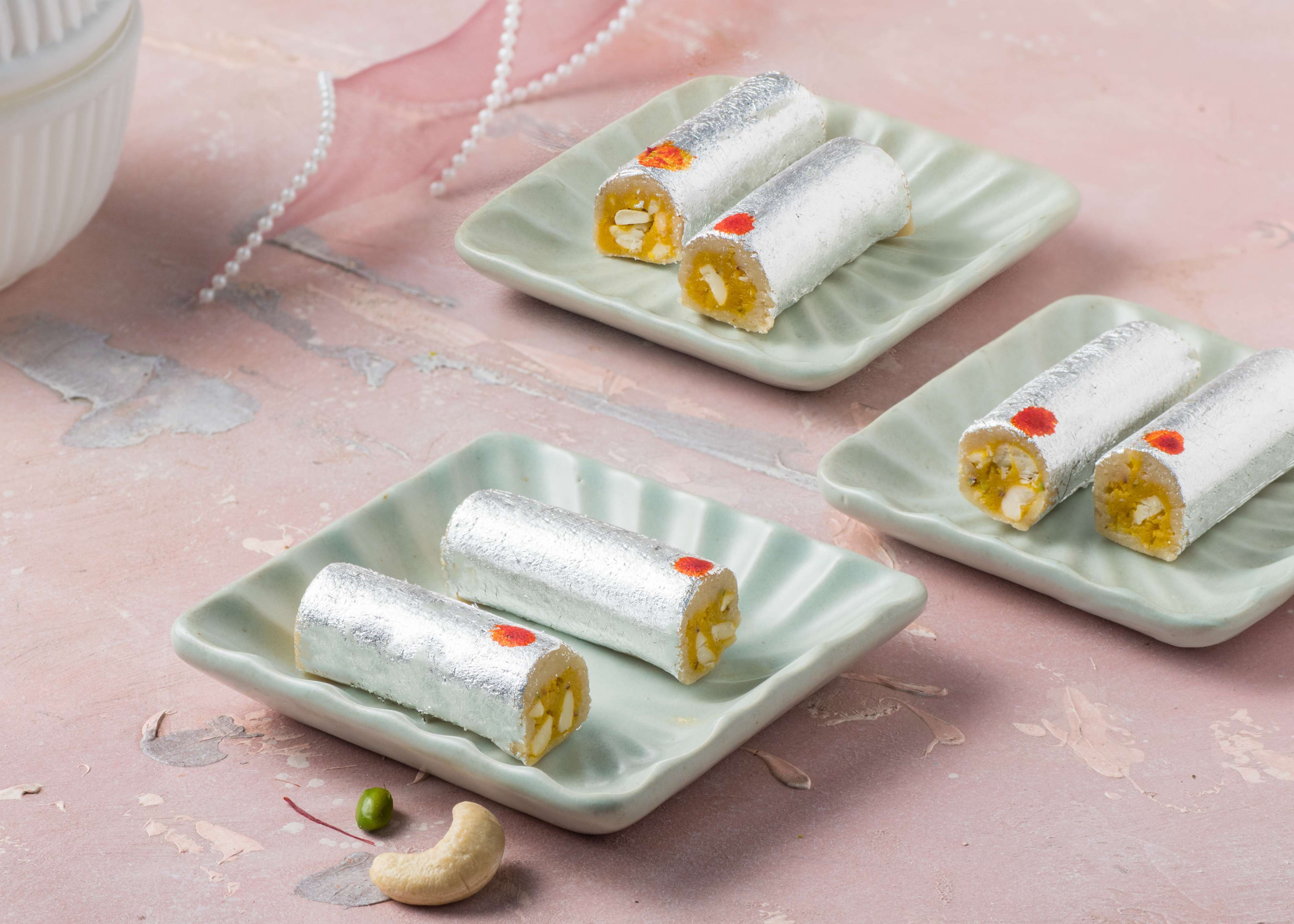 Kaju Roll