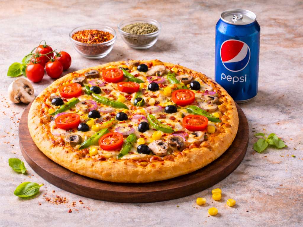 Pizza Veggie With Pepsi