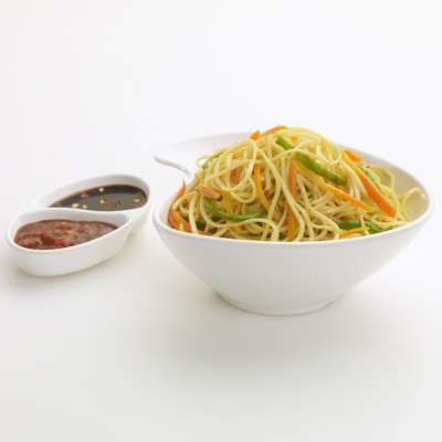 Veg.Hakka Noodles