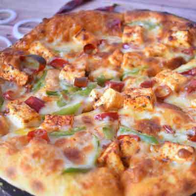 Chilly Paneer Pizza