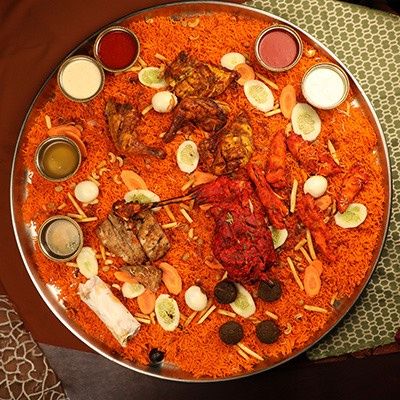 Am Special Kabsa Mix Platter-Served In Golden Platter