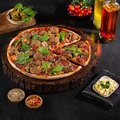 Bolognese Chicken Meatball Pizza