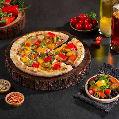 Grilled Vegetable Delight Pizza