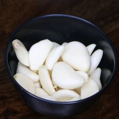 Peeled Garlic - 500 Ml