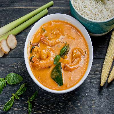 Prawns Thai Red Curry With Steam Rice