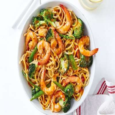 Prawn Schezwan Fried Noodles